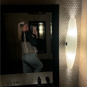 Meet your Posher, Breanna